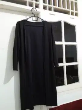 Cardi full hitam polos