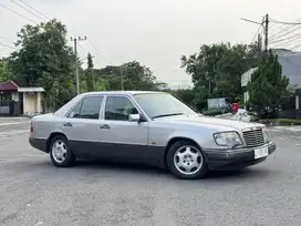 Mercy E220 Manual 1995 Istimewa Bs TT