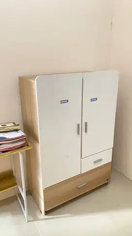 pira home lemari baju anak