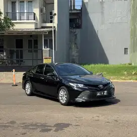 TOYOTA CAMRY V AT 2020
