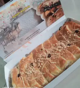 Bolen mix keju coklat