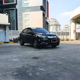 (TDP 10 JT) LOW KM 64 RB ! HONDA HRV PRESTIGE HITAM 2018 ! GRESS POLL