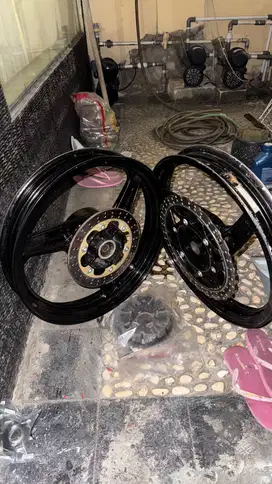 VELG NINJA RR ORIGINAL STANDART HITAM