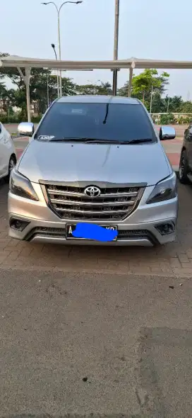 Jual mobil kesayangan innova 2015