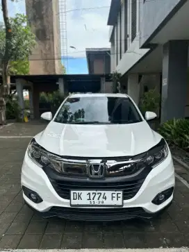 Honda HRV S AT white 2019