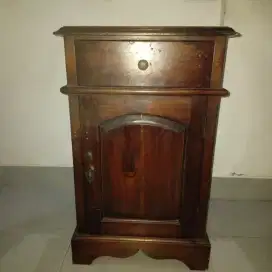 JUAL LEMARI JATI SAMPING TEMPAT TIDUR