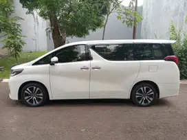 Toyota Alphard 2022 Bensin
