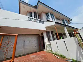 Jual Cepat Murah Rumah Hoek Di Cinere Depok