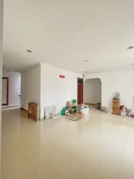 paaaaliiing murah Rumah Green Ville 4 lantai Rapih+siap huni