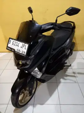 Yamaha nmax 2019 hitam