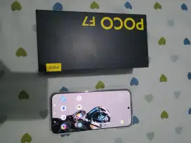 Handphone Poco F7 Silver Fullset dan Like New (Nego)