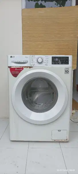 Mesin cuci LG Front Loading 8.5kg MINUS