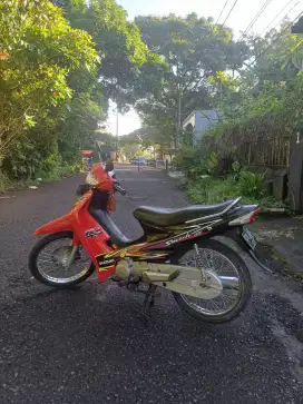 Sepeda suzuki smash 2004 bagus istimewa murah meriah