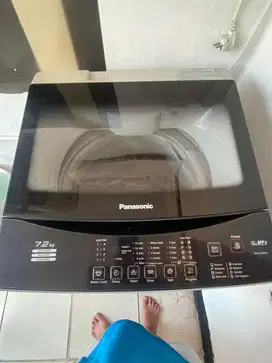 MESIN CUCI MERK PANASONIC BUKAAN ATAS DAN LEMARI MERK CLUB