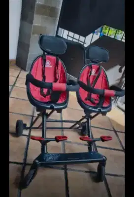 Stroler Kembar Exotic ( masih bagus )