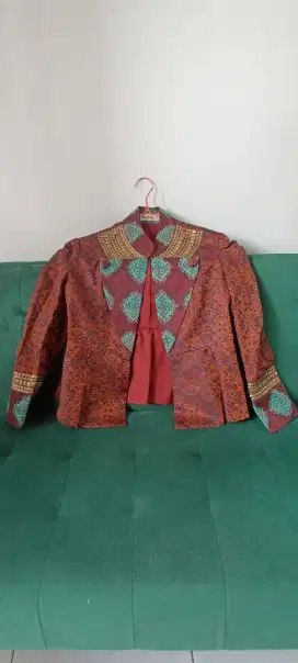 Atasan Cantik Etnik