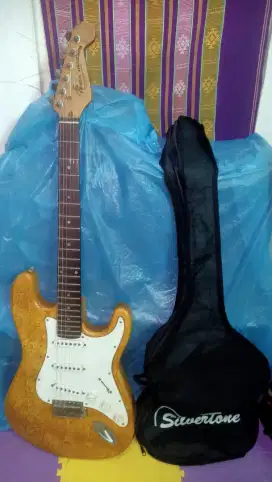 Fender stratocaster
