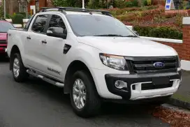 WILDTRAK 2.2L AT 4x4 ford Ranger Putih Type Tertinggi