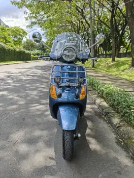 Bismillah, Dijual vespa lx modif classic warna blue avio (rarecolour)