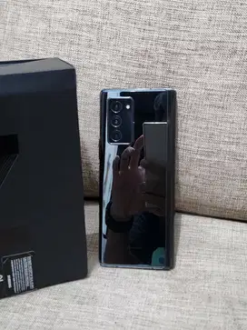 Samsung Zfold 2 12/256 sein