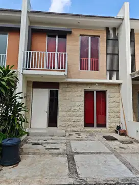 Disewakan Greenland residence 3 kamar semi furnish murah