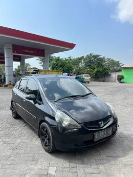 Honda Jazz 1.5 i-DSI 2005 Plat S akbar mobil bekas sekoto kediri jatim