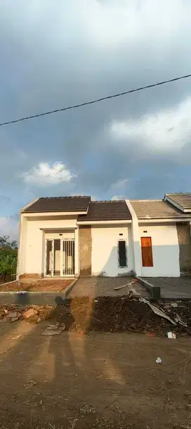 Rumah gate poros kedungrejo pakis malang