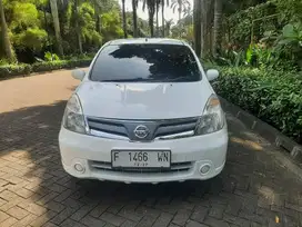 Livina Matic 2012 Mulus Istimewa