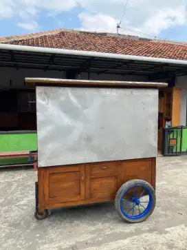 Gerobak bekas msh bagus seperti baru