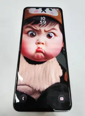Z FLIP 5 512 cream. Murah aja.. Bisa tt