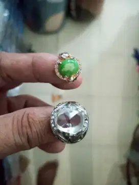 Batu cincin Amerika dan giok