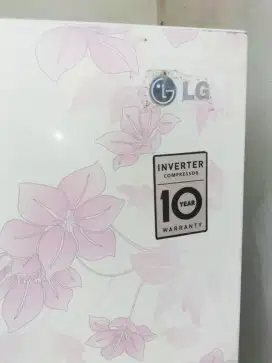 Kulkas 2 pintu merk LG