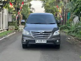 Toyota Kijang Innova 2.0 V Bensin 2014 DP 19JT!!