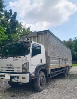 Wingbox Isuzu Giga FVM 285PS tahun 2014 Wingbox