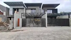 RUMAH FULL FURNISHED, 2 LANTAI, 7 MENIT KAMPUS UPN JOGJA