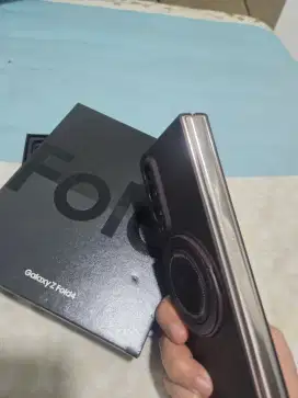 Samsung Galaxy Z Fold4
