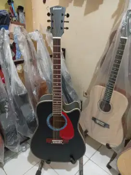 Gitar akustik Cldwood pabrikan