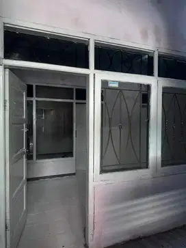 Jual murah kosan aktif 7 kamar daerah pusat kota