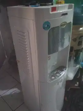 dispenser sharp
