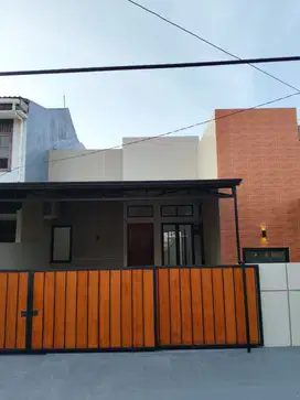 Dijual rumah baru 2 lantai di Bukit Nusa Indah Ciputat Bintaro Tangsel