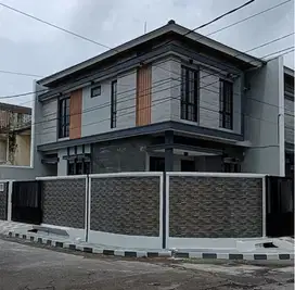 Dijual rumah baru gress di Kedung Baruk