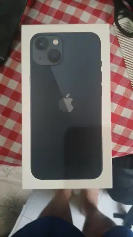 Iphone 13 128GB Baru Belum Pernah Dipakai Full Set!
