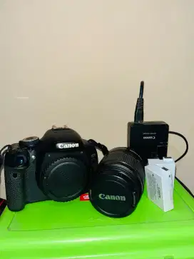 Kamera DSLR Canon 600D Second