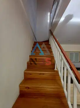 DIJUAL RUMAH BARU 2 LANTAI SIAP HUNI LOKASI TUKAD BADUNG