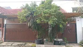Disewa Rumah Di Taman Royal Cluster Mahoni, Tangerang
