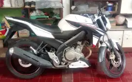 Yamaha Vixion Putih di Sukmajaya Depok