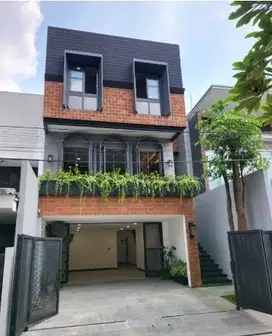 Rumah Siap Huni di Pondok Indah Jakarta Selatan