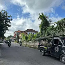 LAHAN DI JALAN UTAMA KEBO IWA, DENPASAR - BALI