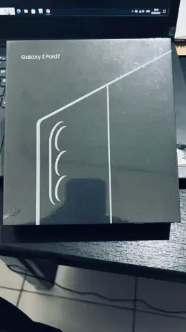 Samsung Zfold 7 new
