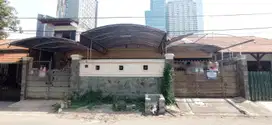Rumah Hitung Tanah Darmo Permai Timur dekat Raya HR Muhammad